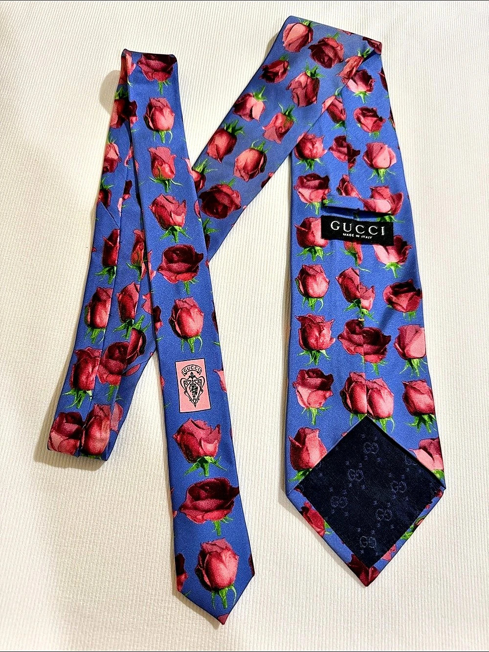 Authentic Gucci Silk Floral Tie in Blue & Red Like New